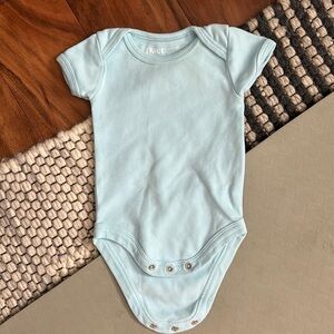 PACT organic cotton 0-3 months onesie